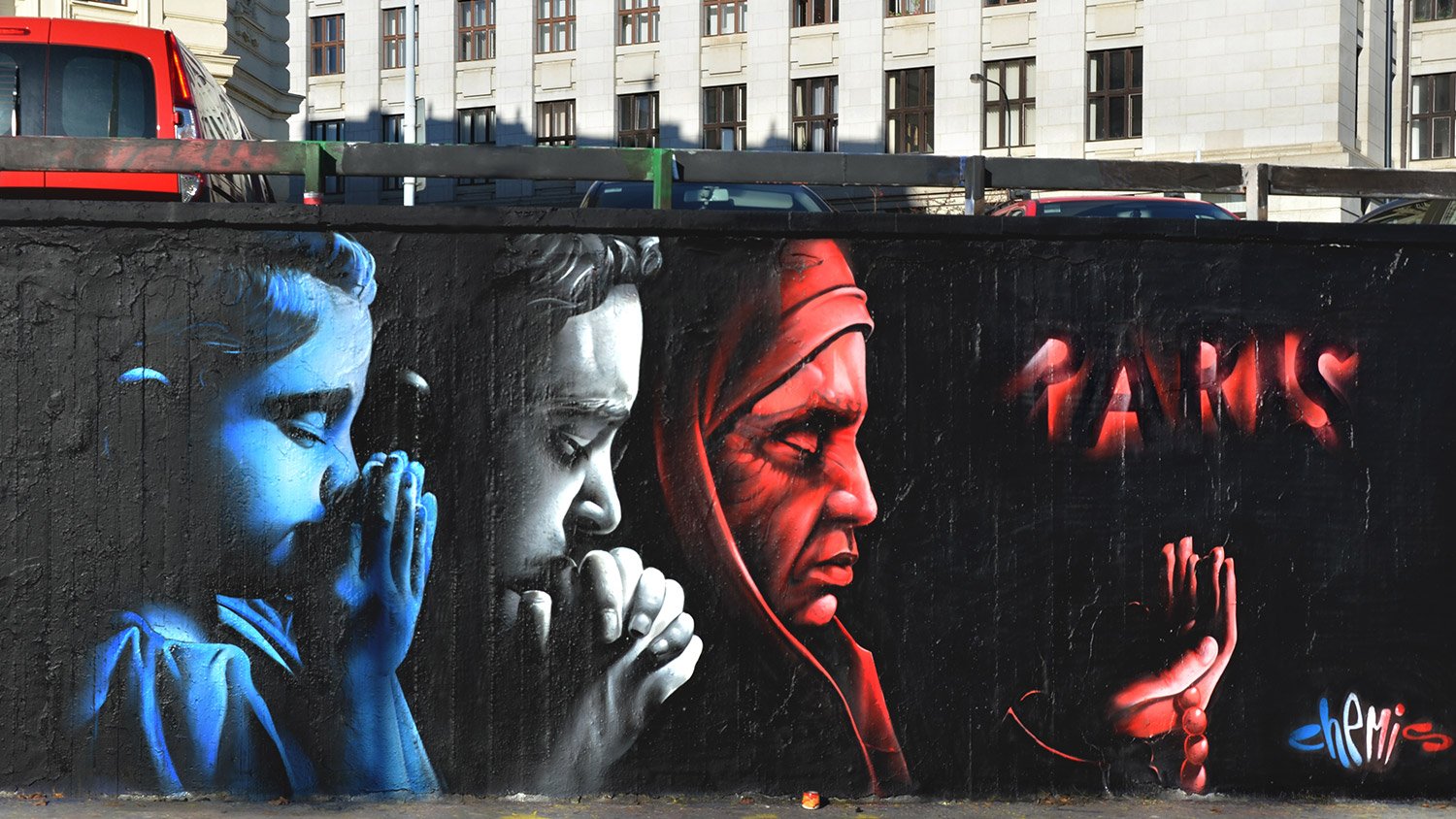 France-terrorist-attack-graffiti-chemis-Prague